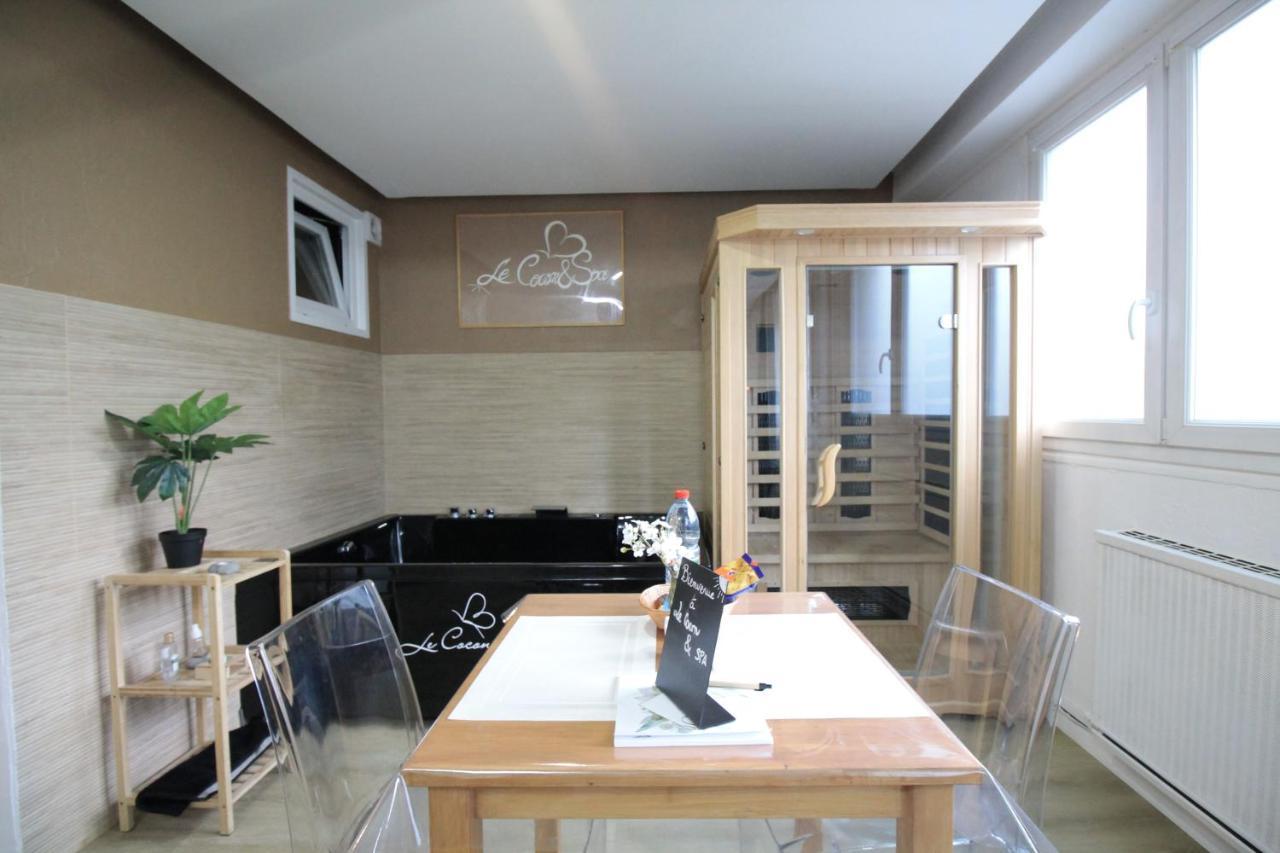 Derniere Reservations Avant Indisponibilite En Septembre Pour 12 Mois, Illimites Jacuzzi Spa Bain A Remous Interieur, Sauna Interieur, Parking Reserve, Vue Et Acces Parc, Prestations Uniques, 1Er Etage Corbeil-Essonnes Exteriér fotografie