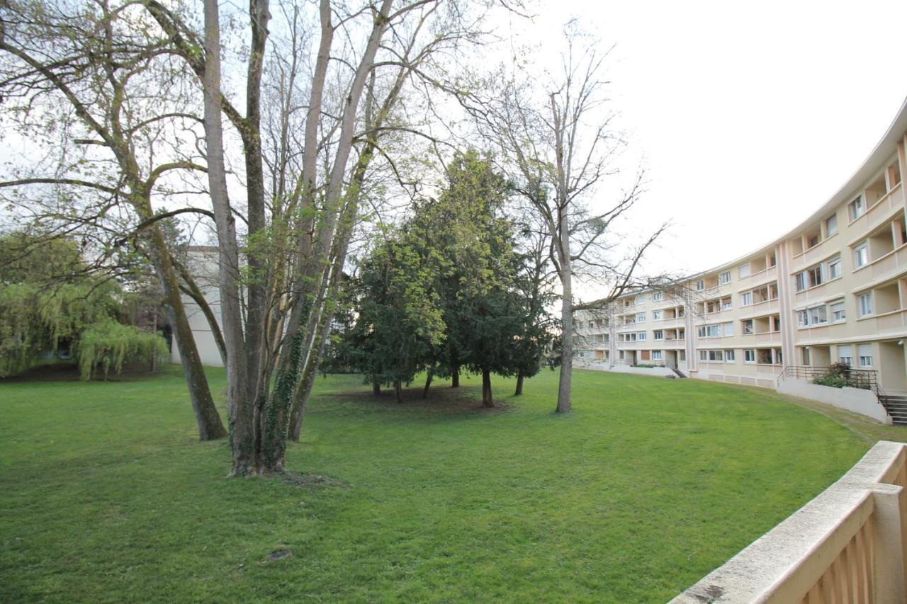 Derniere Reservations Avant Indisponibilite En Septembre Pour 12 Mois, Illimites Jacuzzi Spa Bain A Remous Interieur, Sauna Interieur, Parking Reserve, Vue Et Acces Parc, Prestations Uniques, 1Er Etage Corbeil-Essonnes Exteriér fotografie