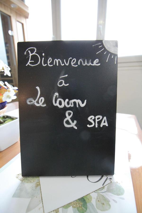 Derniere Reservations Avant Indisponibilite En Septembre Pour 12 Mois, Illimites Jacuzzi Spa Bain A Remous Interieur, Sauna Interieur, Parking Reserve, Vue Et Acces Parc, Prestations Uniques, 1Er Etage Corbeil-Essonnes Exteriér fotografie