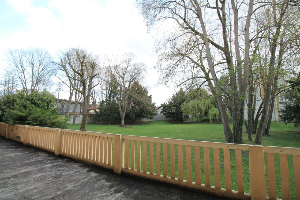 Derniere Reservations Avant Indisponibilite En Septembre Pour 12 Mois, Illimites Jacuzzi Spa Bain A Remous Interieur, Sauna Interieur, Parking Reserve, Vue Et Acces Parc, Prestations Uniques, 1Er Etage Corbeil-Essonnes Exteriér fotografie